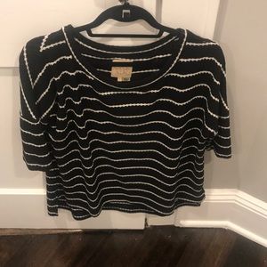 Chaser sweater top, black and white size M